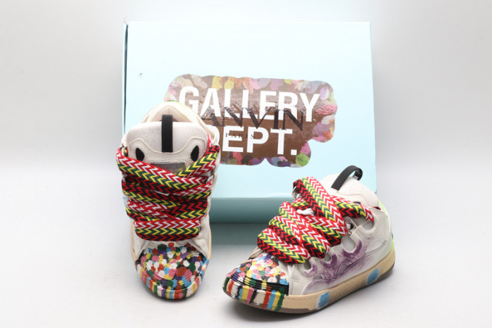 Lanu1n curb sneaker