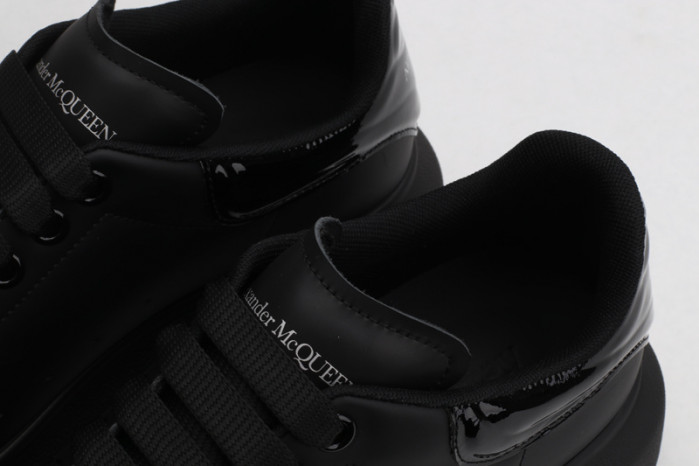 ALEXMQ Sneakers