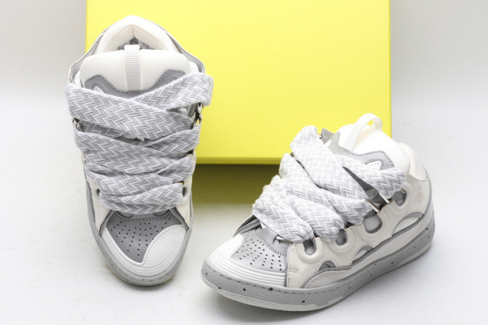 Lanu1n curb sneaker