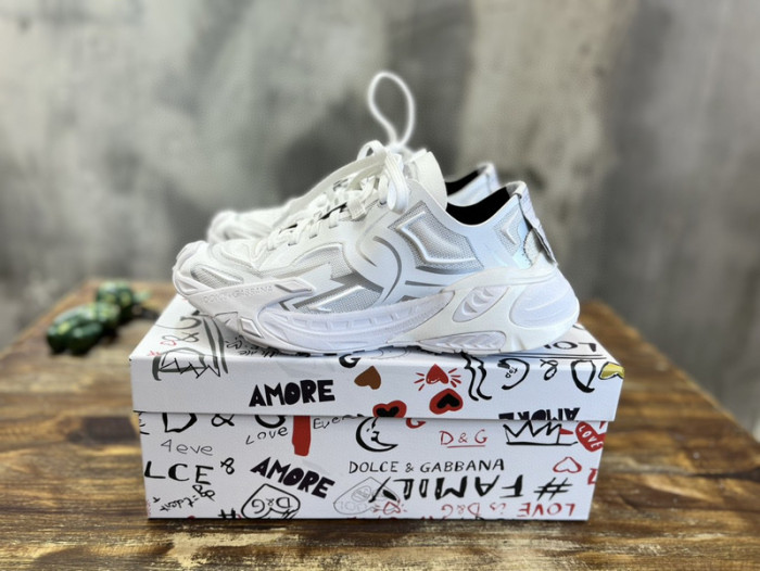 DG SNEAKER