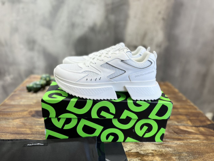 DG SNEAKER