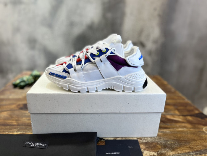 DG SNEAKER