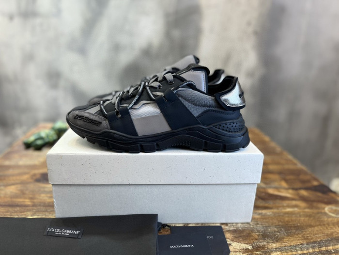 DG SNEAKER