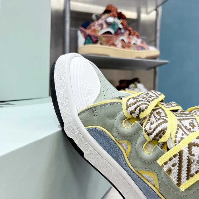 Lanu1n curb sneaker