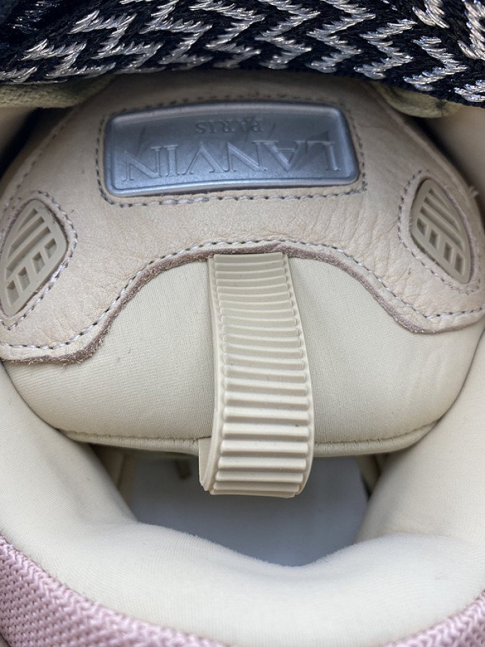 Lanu1n curb sneaker