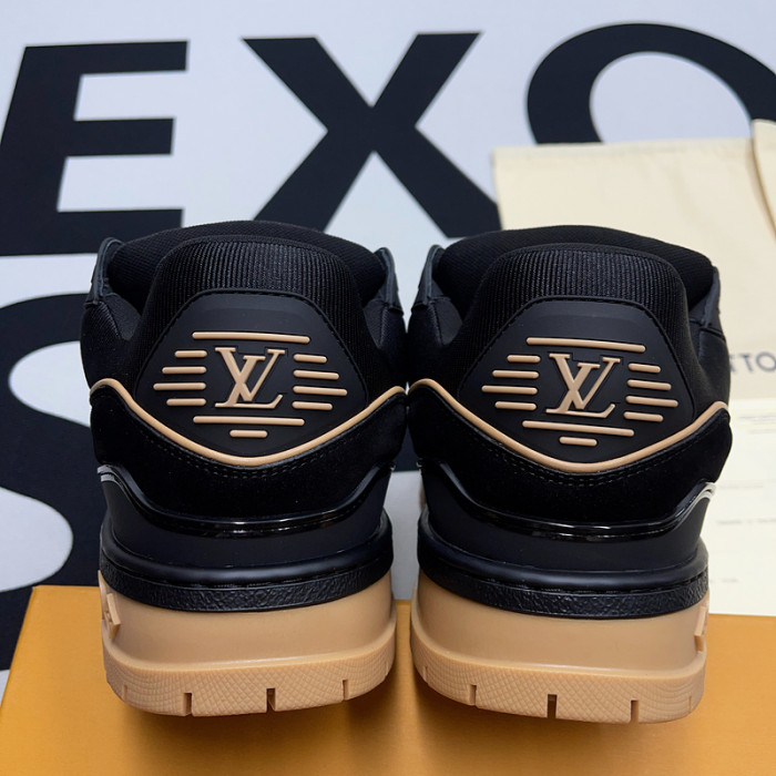 LUSV SNEAKERS