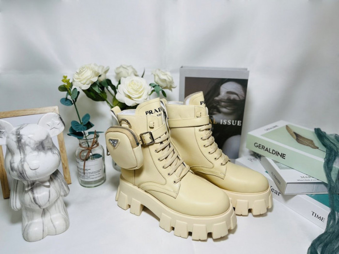 Pra*a boots