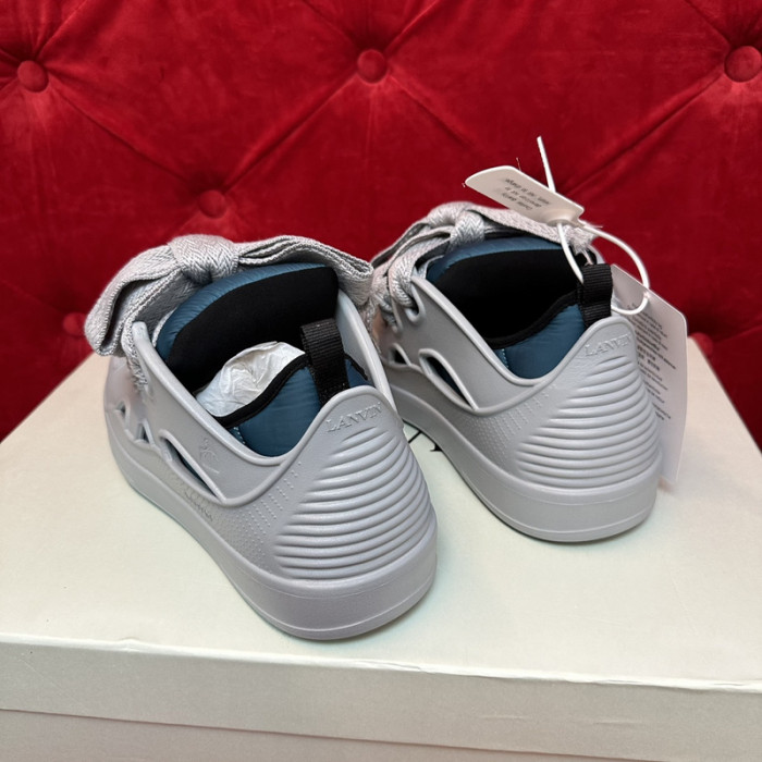 Lanu1n curb sneaker