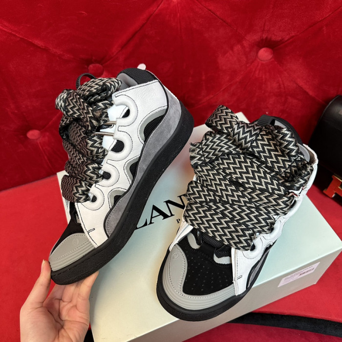 Lanu1n curb sneaker