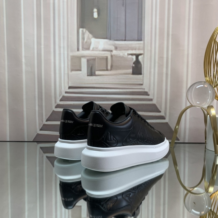 ALEXMQ Sneakers