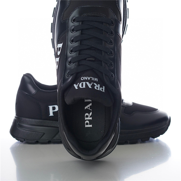 PRDA Sneaker