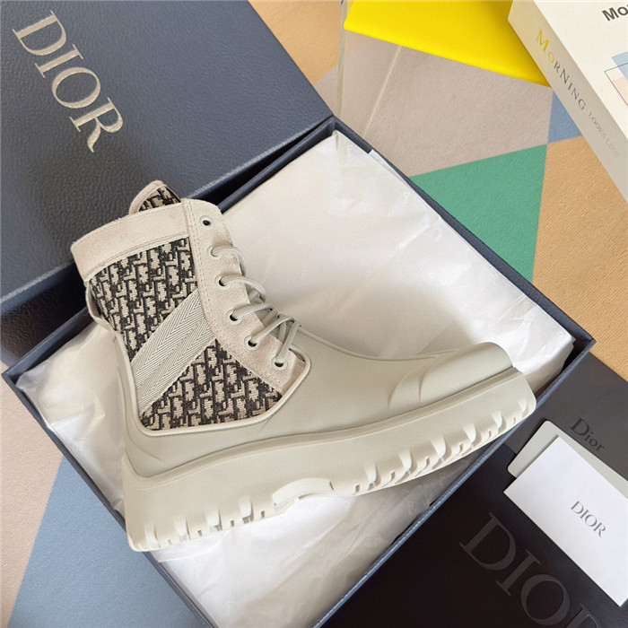 DOR BOOT
