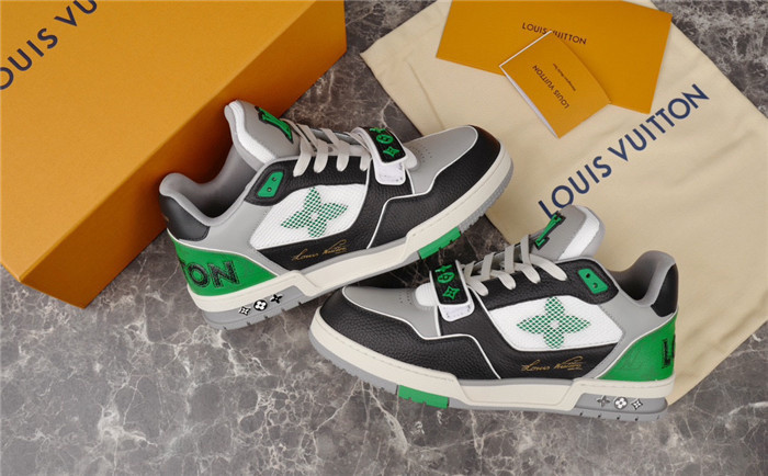 LUSV SNEAKERS