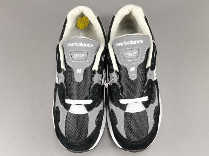 new Ba1an*e 992 black grey m992eb