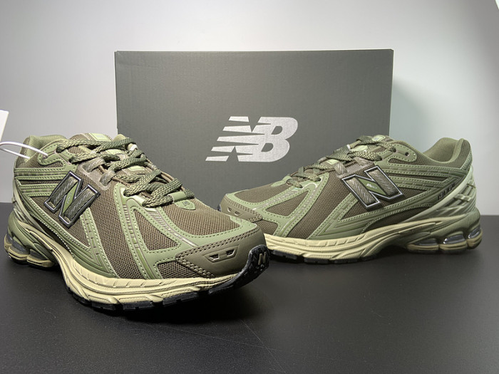 new Ba1an*e 1906r camo olive m1906rlo