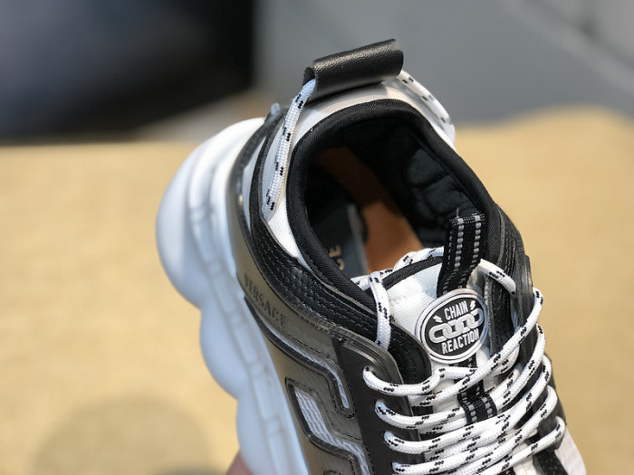 VRCE Sneaker