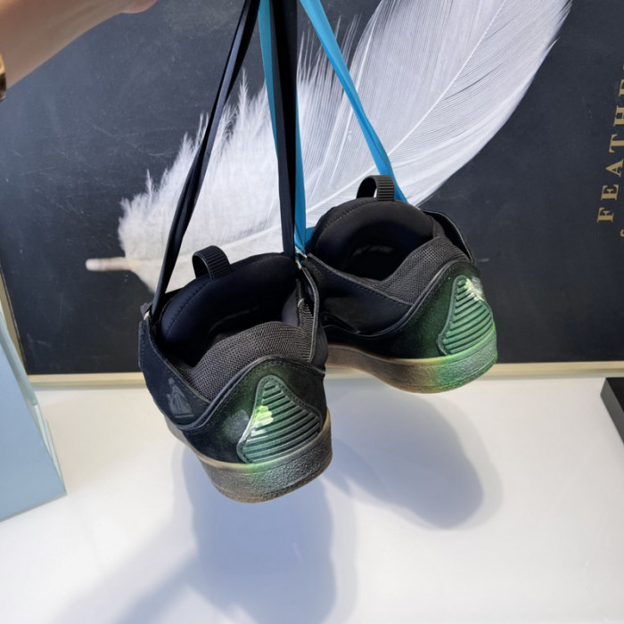 Lanu1n curb sneaker