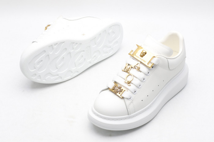 ALEXMQ Sneakers