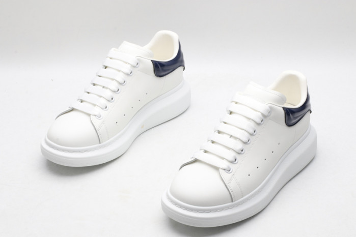 ALEXMQ Sneakers