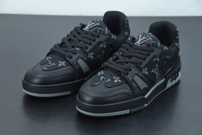 LUSV SNEAKERS