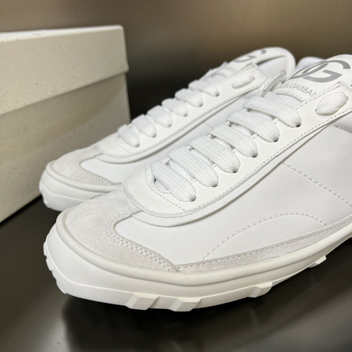 DG SNEAKER