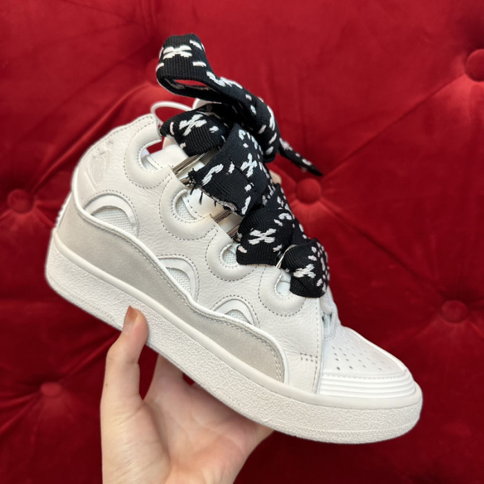 Lanu1n curb sneaker