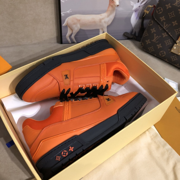 LUSV SNEAKERS