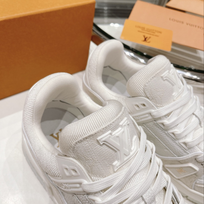 LUSV SNEAKERS
