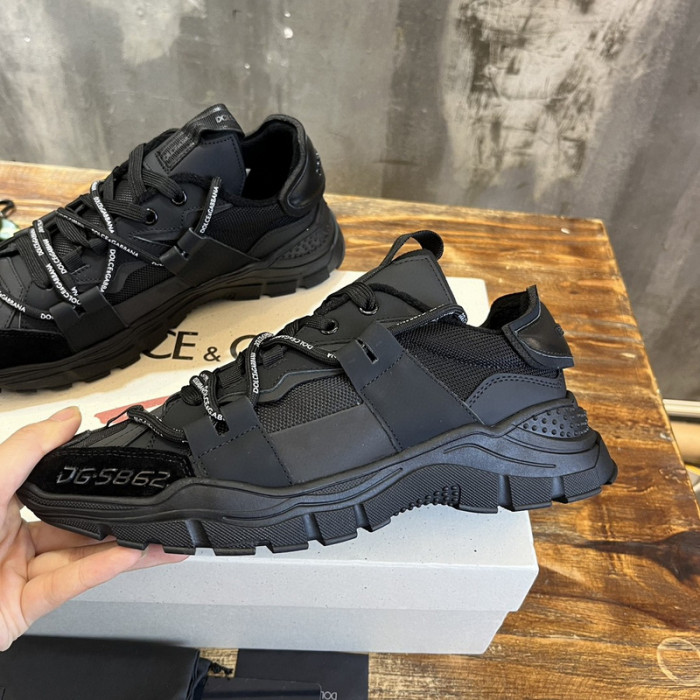 DG SNEAKER