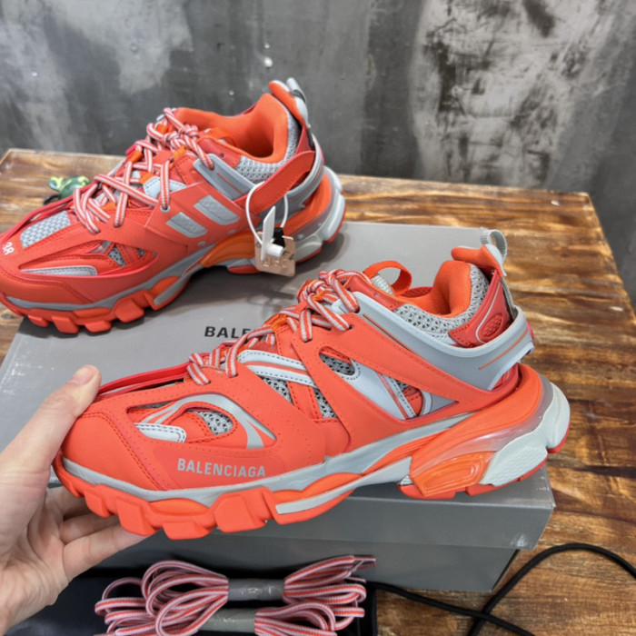 BALCIA Track SNEAKER