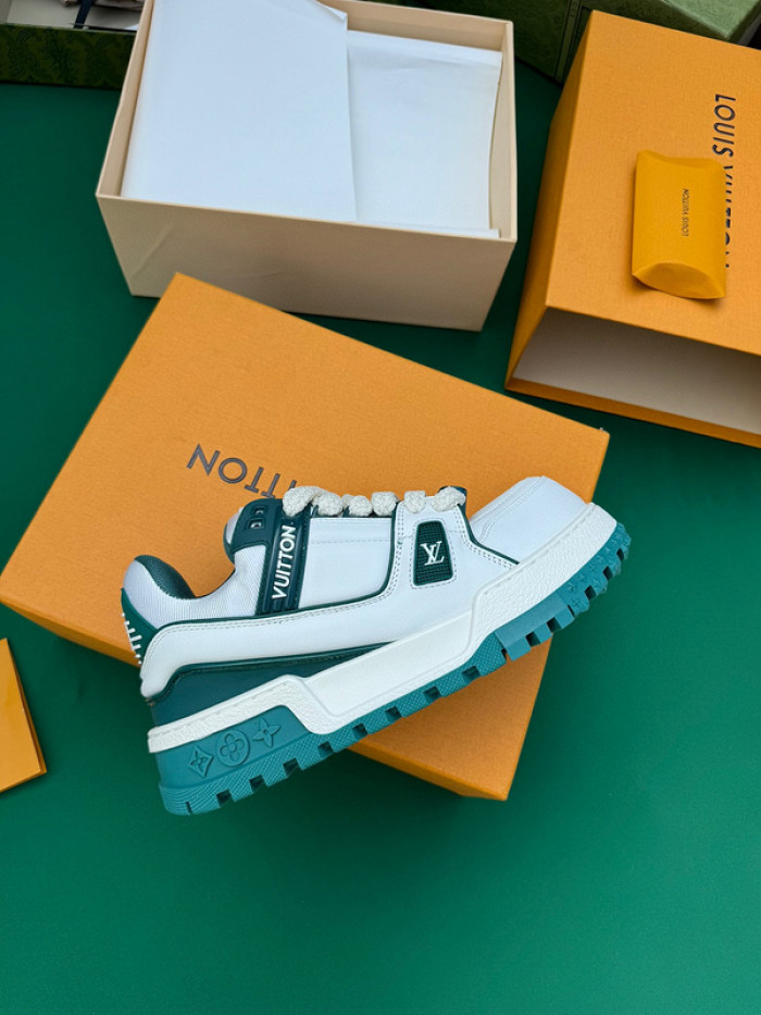 LUSV SNEAKERS