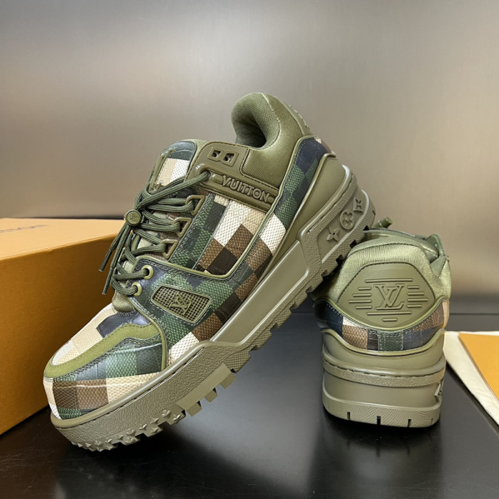 LUSV SNEAKERS