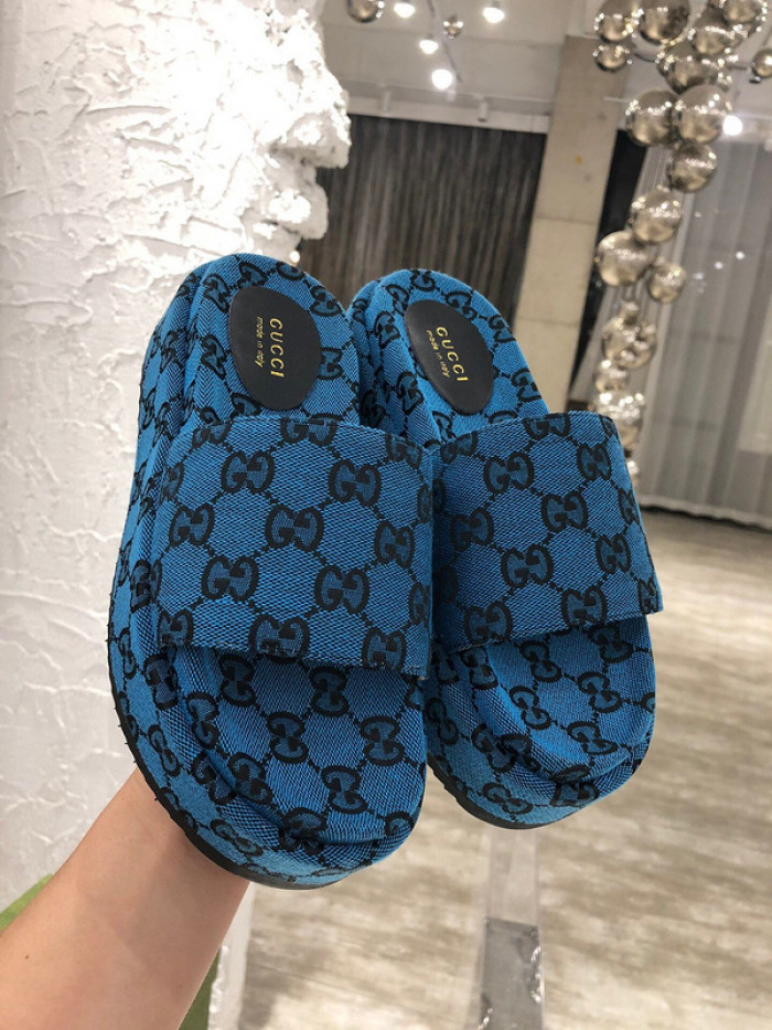 GCI GG Slide Sandal