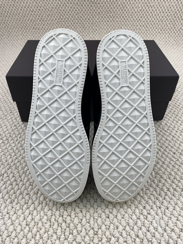 Va1e*ntin0 garavani sneaker