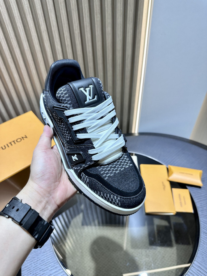 LUSV SNEAKERS