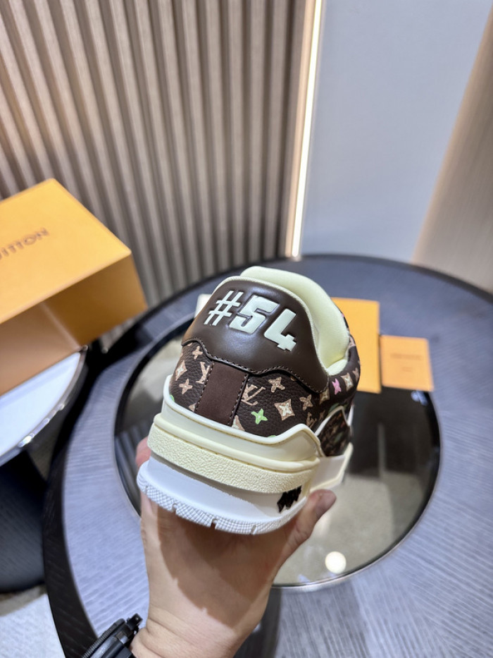 LUSV SNEAKERS