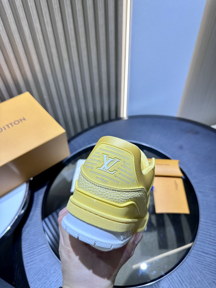 LUSV SNEAKERS