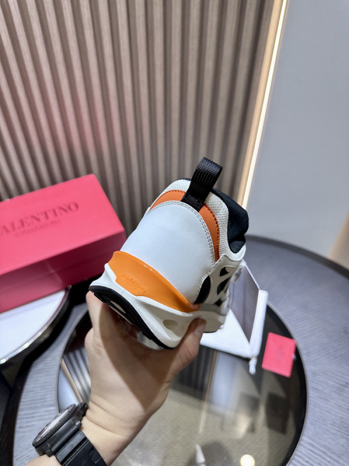 Va1e*ntin0 garavani sneaker