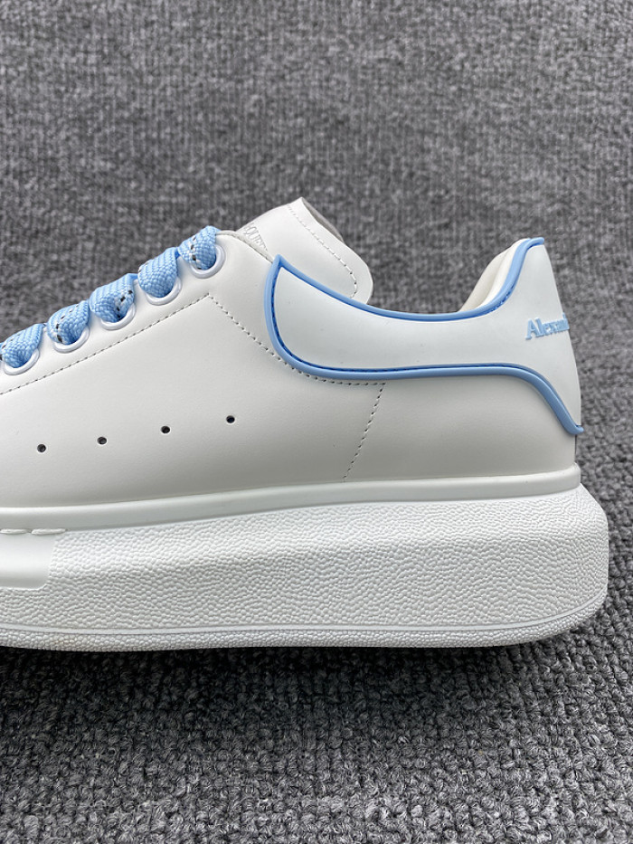 ALEXMQ Sneakers