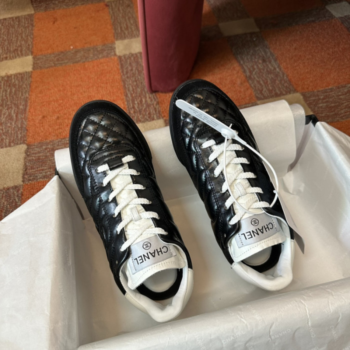 CHNL Sneaker