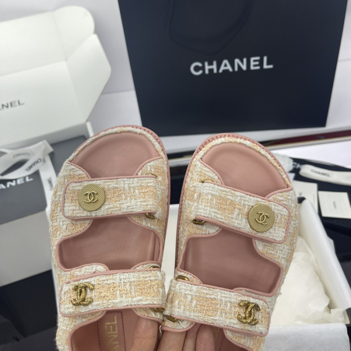 CN Slide Sandal