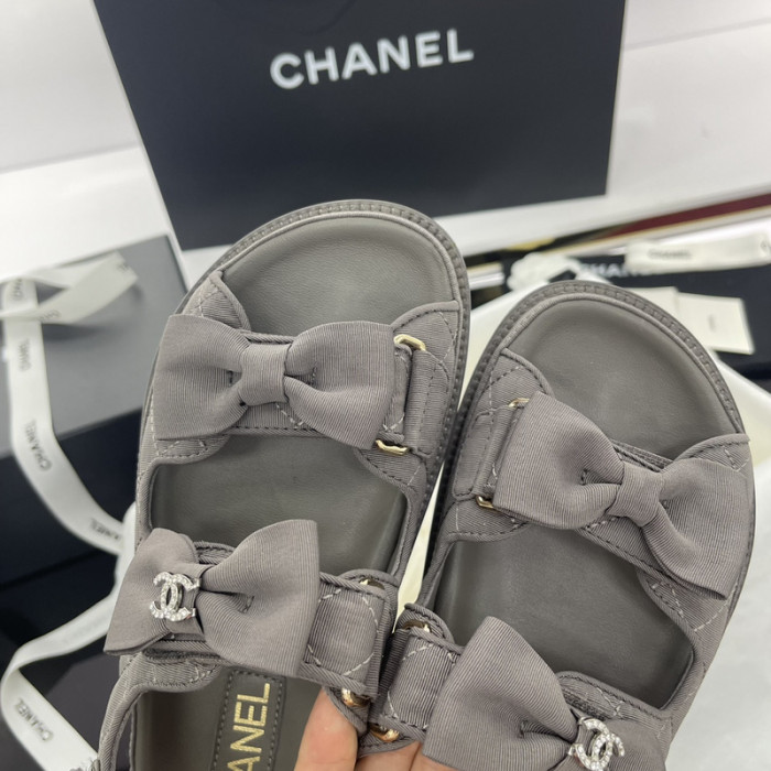 CN Slide Sandal