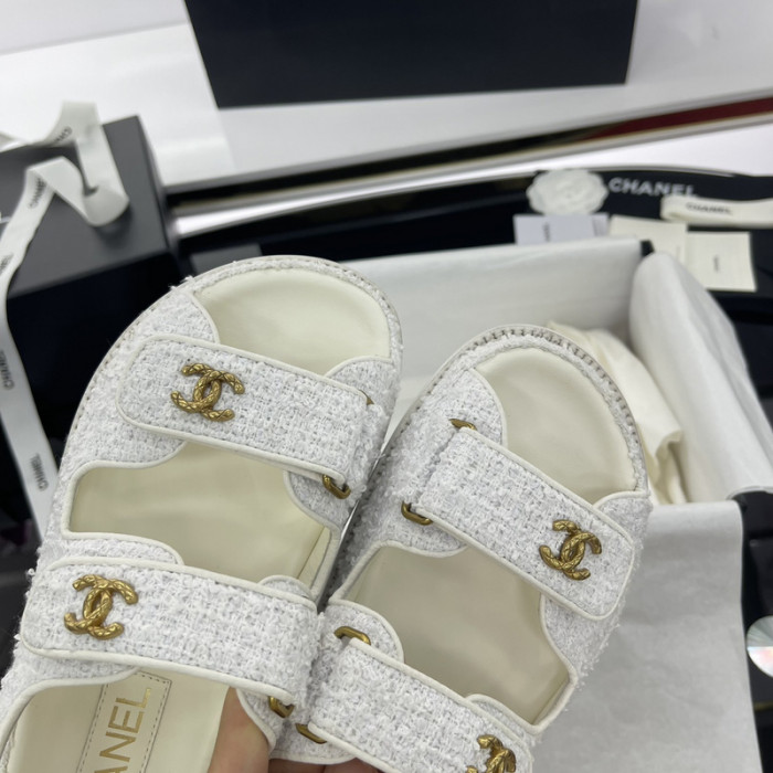 CN Slide Sandal
