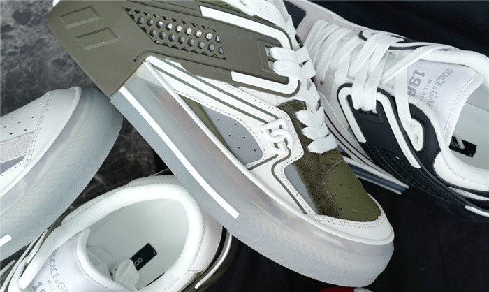 DG SNEAKER