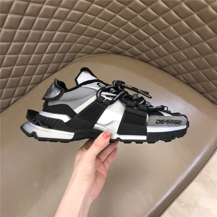DG SNEAKER