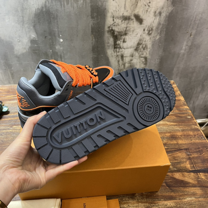 LUSV SNEAKERS