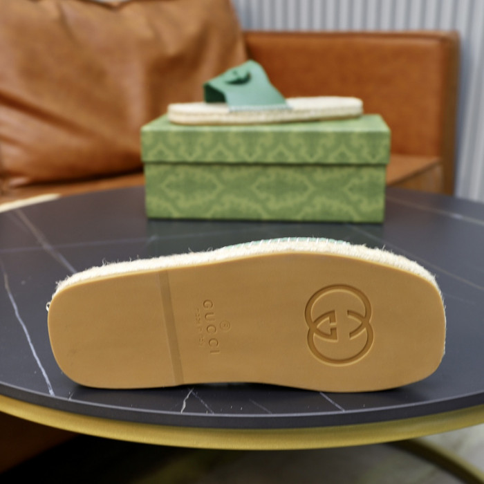 GCI GG Slide Sandal