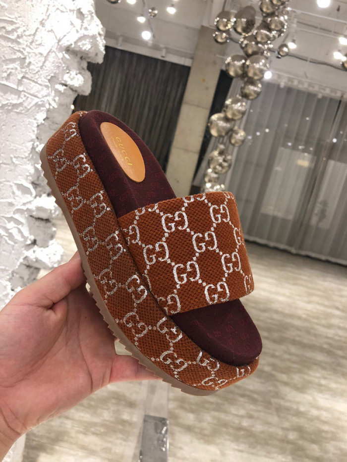 GCI GG Slide Sandal