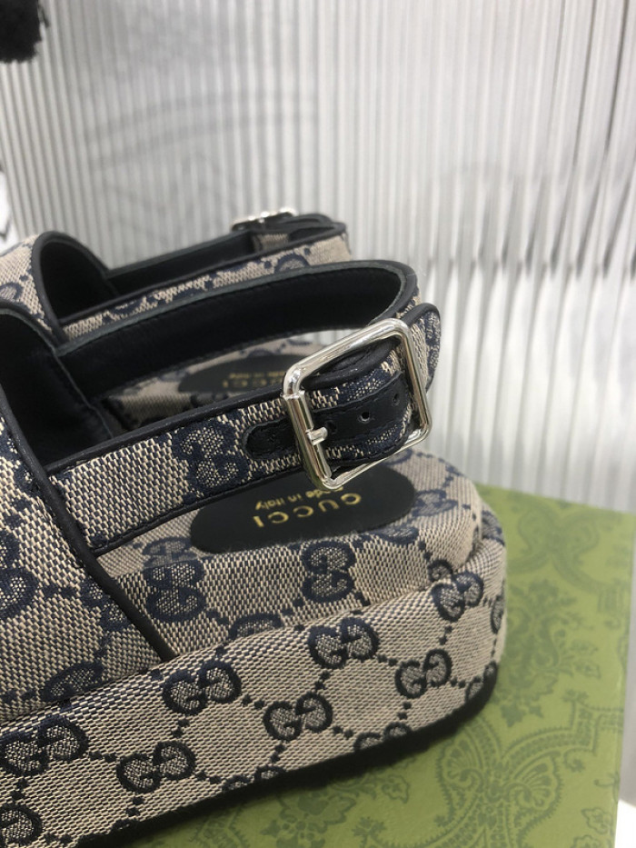 GCI GG Slide Sandal
