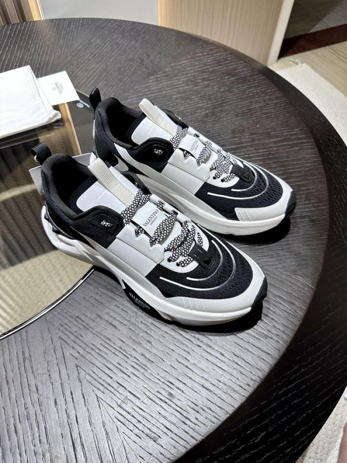 Va1e*ntin0 garavani sneaker